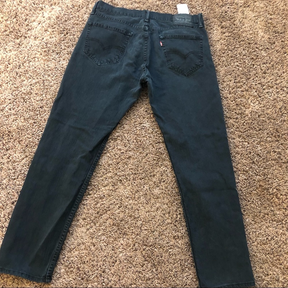 Levi straight jeans, size:34x29